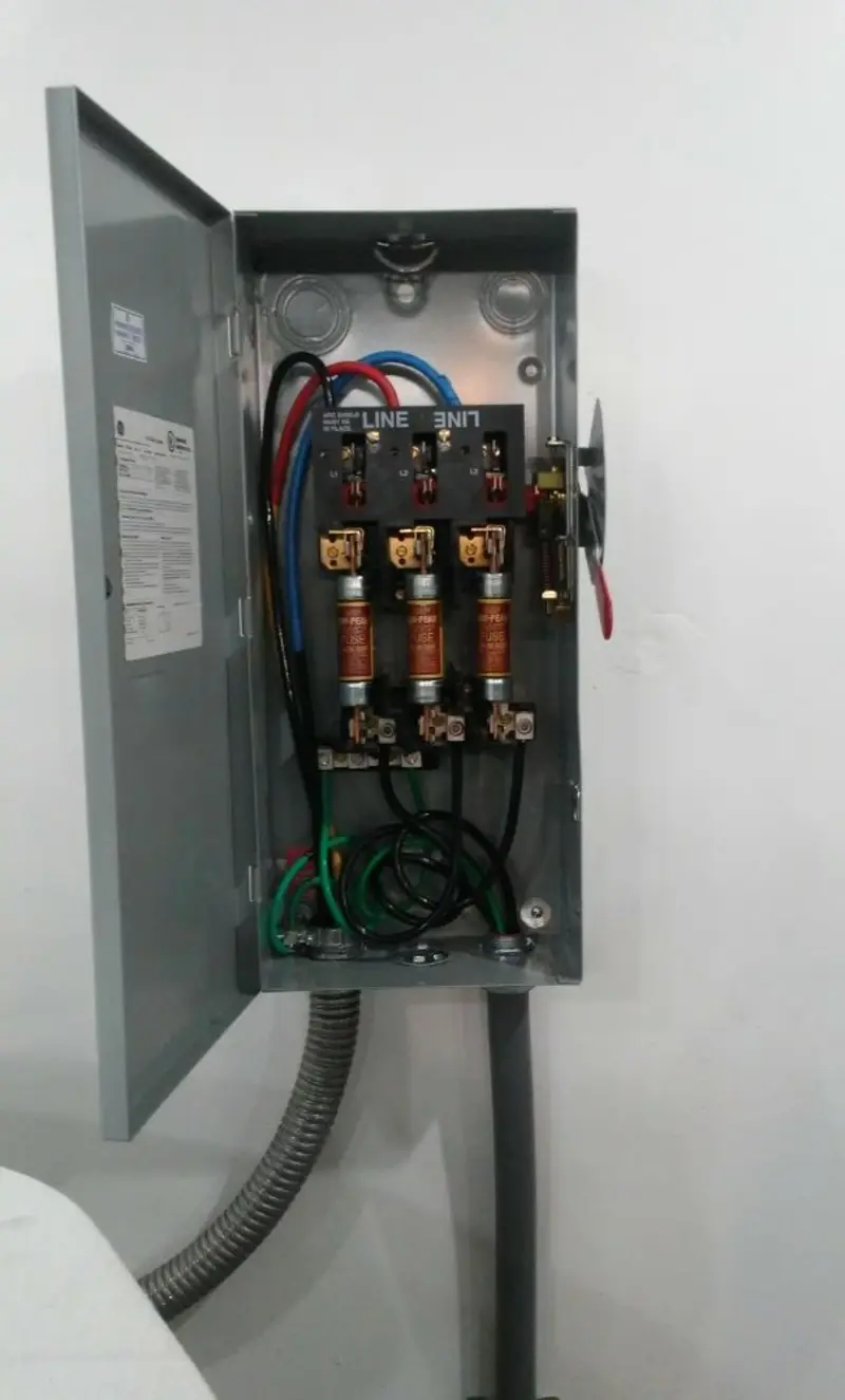 Three-phase disconnect switch installed for Electrical Wiring & Rewiring in Daleville